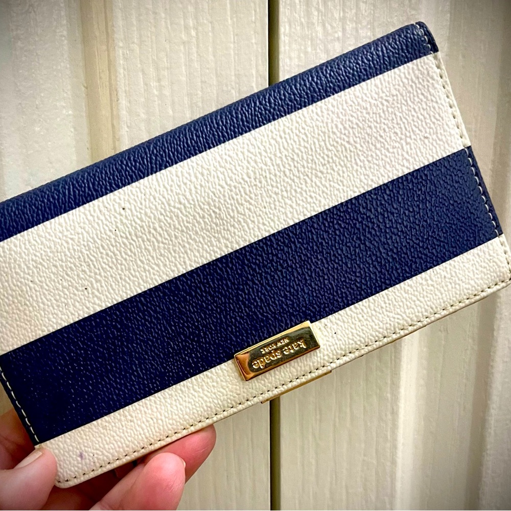 Kate spade wallet.
